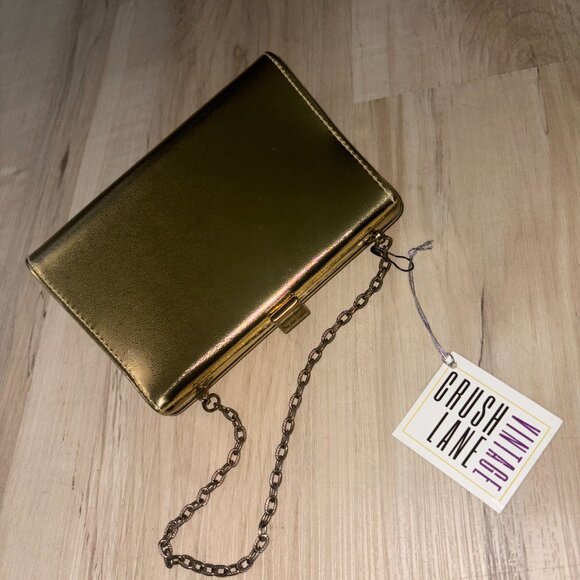 Vintage Mini Gold Metallic Clutch with Chain - Picture 3 of 6